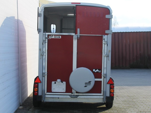 Ifor Williams Pferdeanhänger HB506-Frontausstieg-rot-Neu – Bild 7