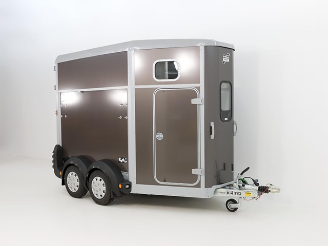 Ifor Williams Pferdeanhänger HB506-Sattelkammer-anthrazit-Neu