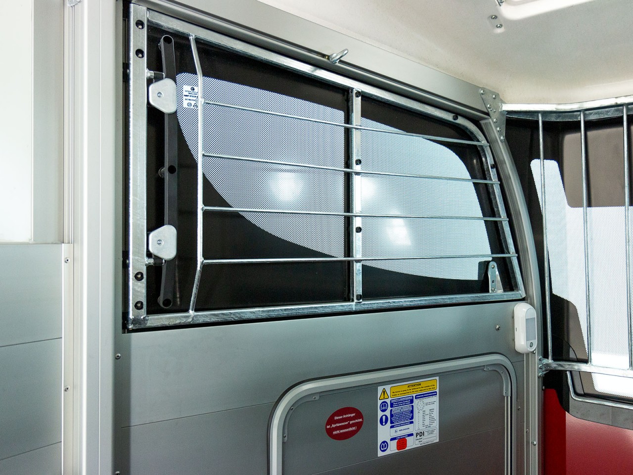 Ifor Williams Pferdeanhänger HBX 403-Frontausstieg-neues Modell-rot-Neu – Bild 7