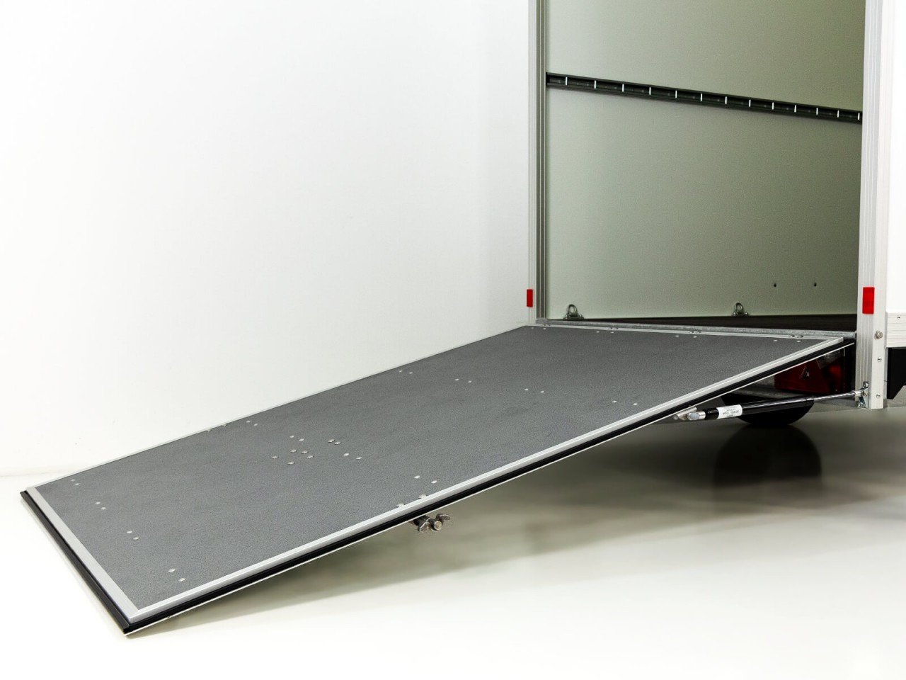 Unsinn Kofferanhänger UKU 157x305cm Höhe:194cm 1,4t, Rampe-Neu – Bild 7
