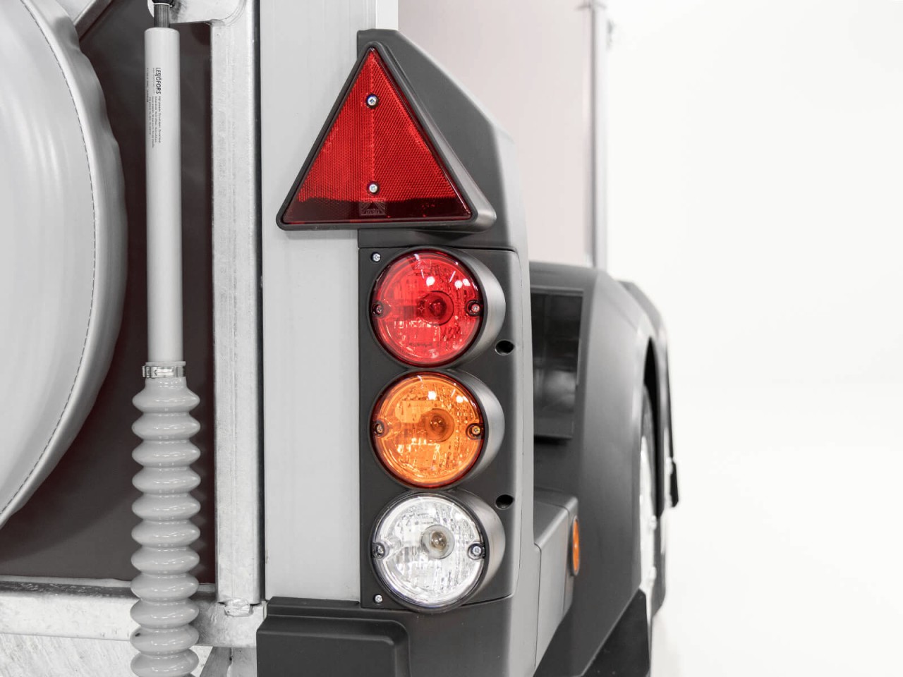 Ifor Williams Pferdeanhänger HB511-Heckklappen-Türkombination-Neu – Bild 8