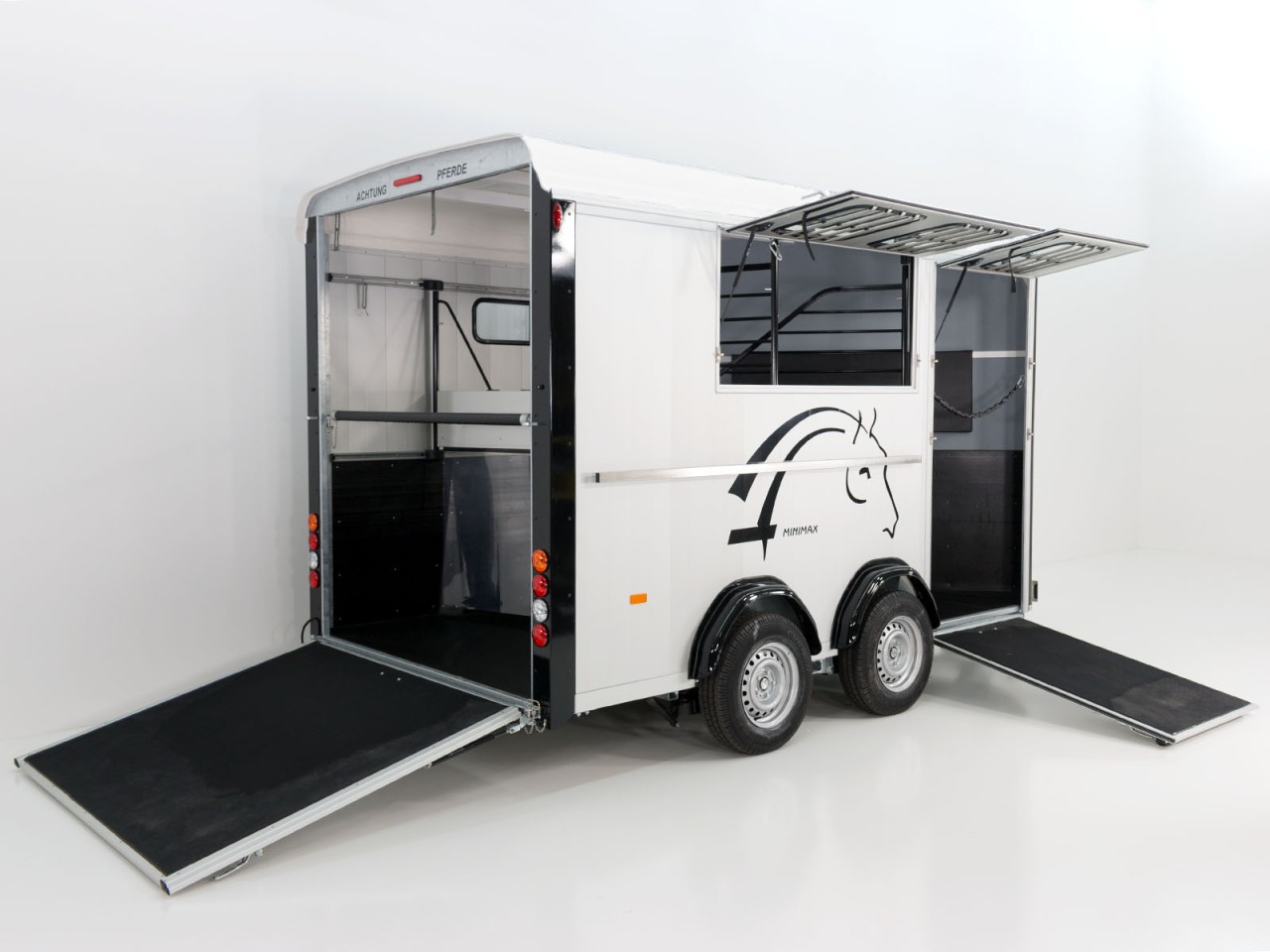 Cheval Liberte Pferdeanhänger Maxi 3, 3 Pferde, Pullmann 2 Fahrwerk, weiß-Neu