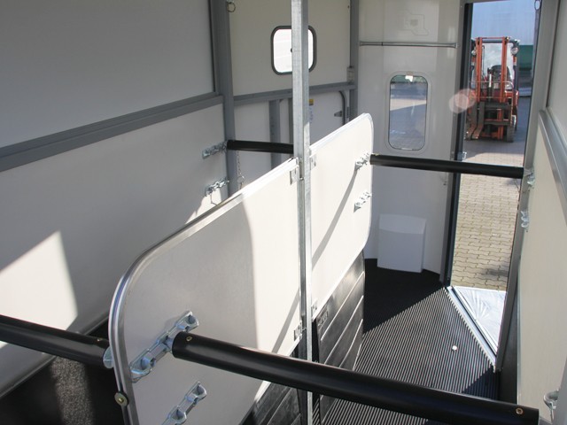 Ifor Williams Pferdeanhänger HB506-Frontausstieg-Neu – Bild 9