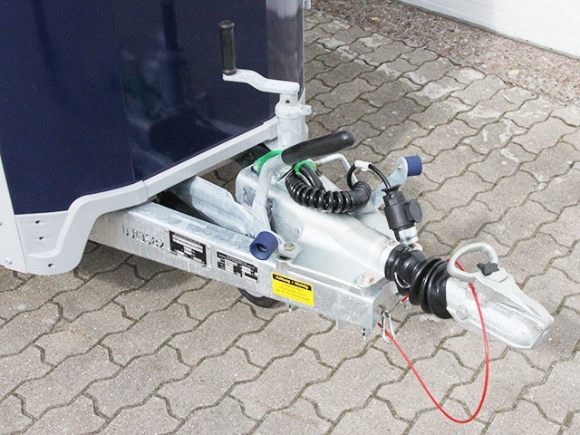 Ifor Williams Pferdeanhänger HB506-Sattelkammer-blau-Neu – Bild 13