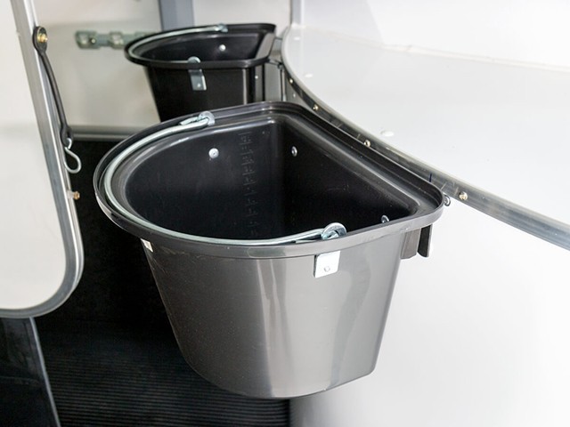 Ifor Williams Pferdeanhänger HB506-Sattelkammer-anthrazit-Neu – Bild 7